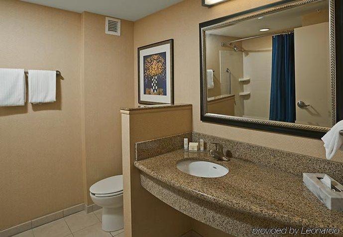 Courtyard Portland Airport Hotel South Portland Ruang foto